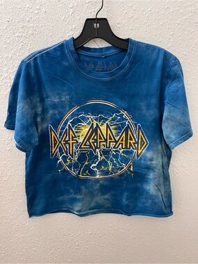 Def Leppard Blue Graphic Crop Top - Women's Band Tee